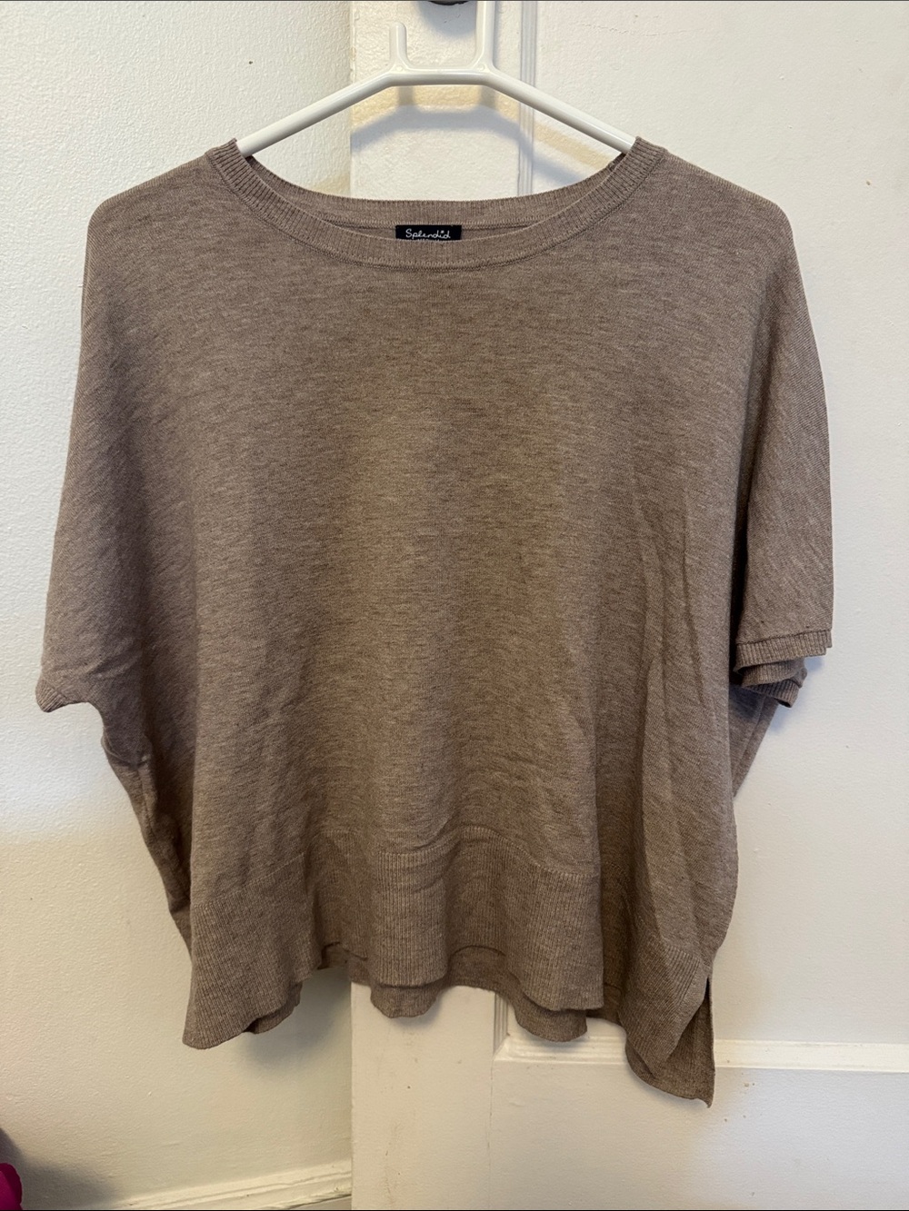 Splendid Taupe Crewneck Short Sleeve Knit Top